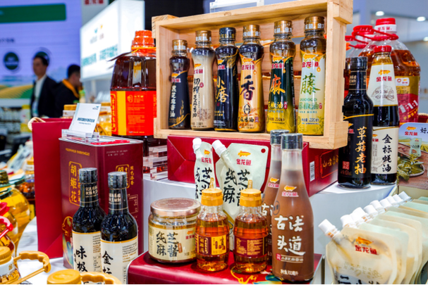 品質承諾16年，開放透明工廠與體驗館共筑網絡文化新篇章